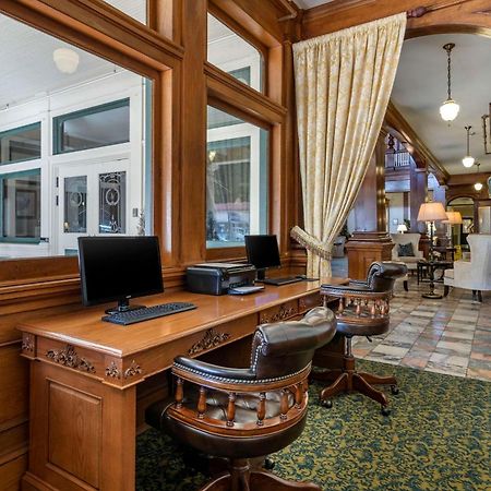 Windsor Hotel, Ascend Hotel Collection Americus Esterno foto