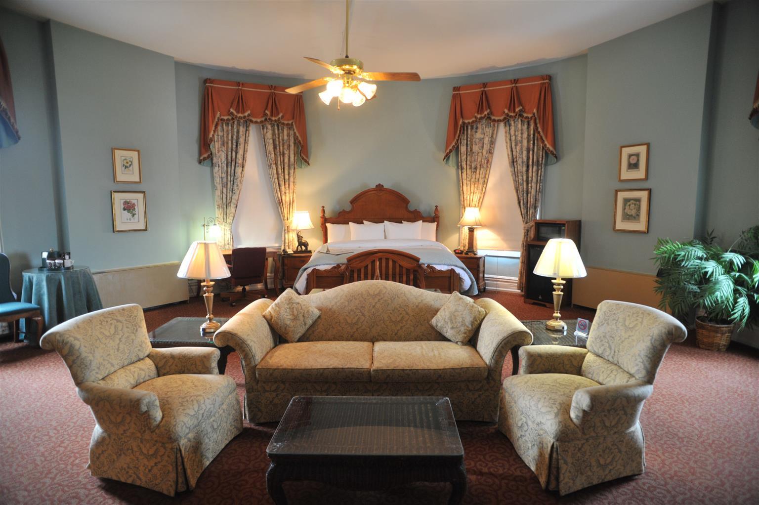 Windsor Hotel, Ascend Hotel Collection Americus Esterno foto