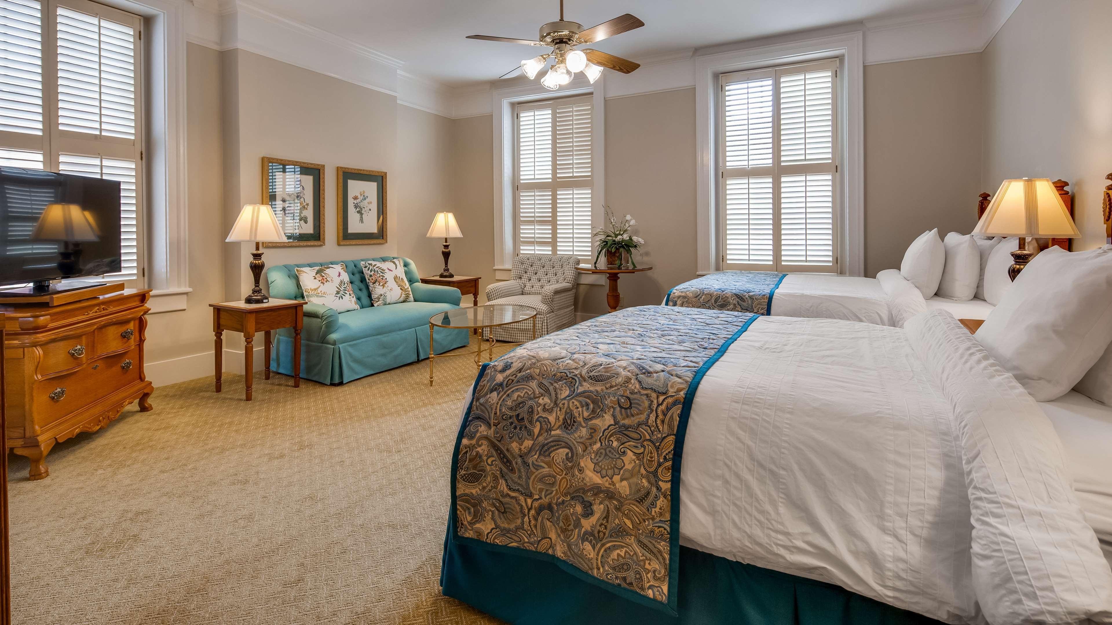 Windsor Hotel, Ascend Hotel Collection Americus Esterno foto