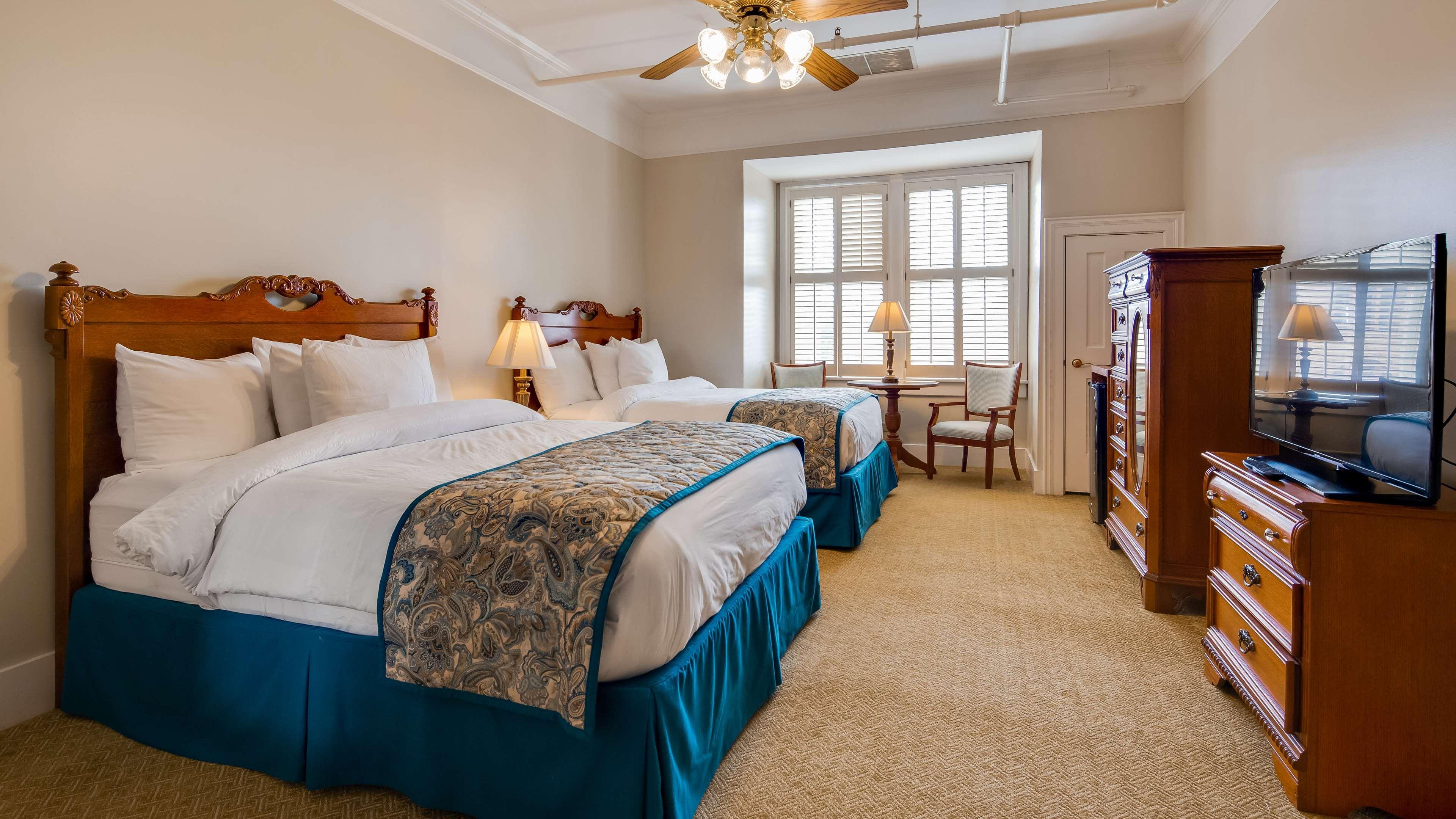 Windsor Hotel, Ascend Hotel Collection Americus Esterno foto