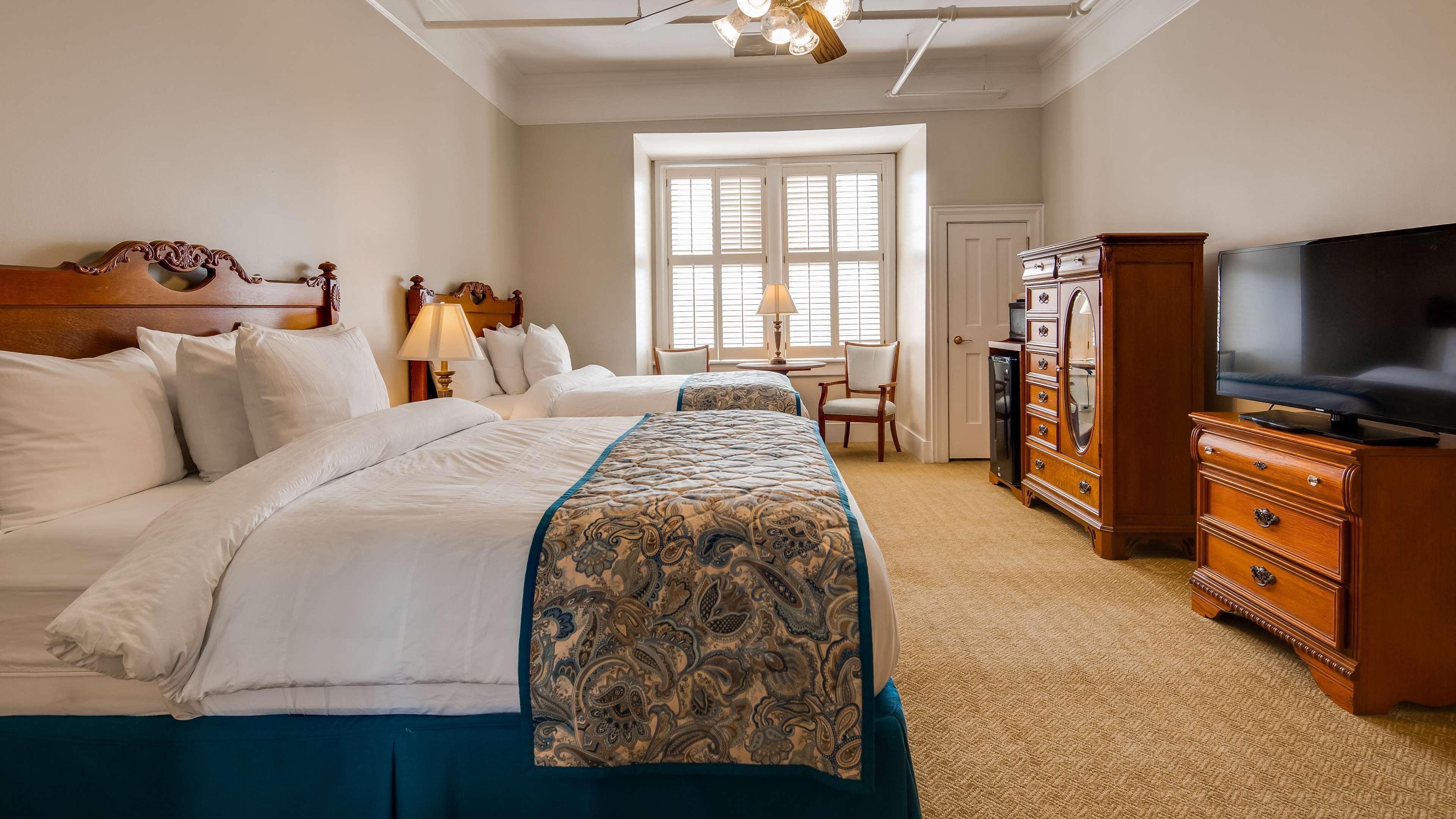 Windsor Hotel, Ascend Hotel Collection Americus Esterno foto