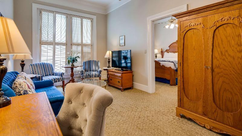Windsor Hotel, Ascend Hotel Collection Americus Esterno foto