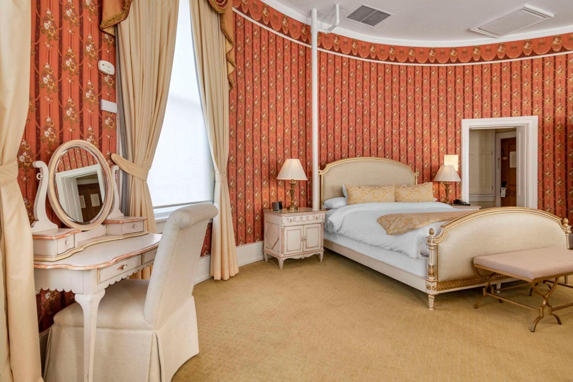 Windsor Hotel, Ascend Hotel Collection Americus Esterno foto
