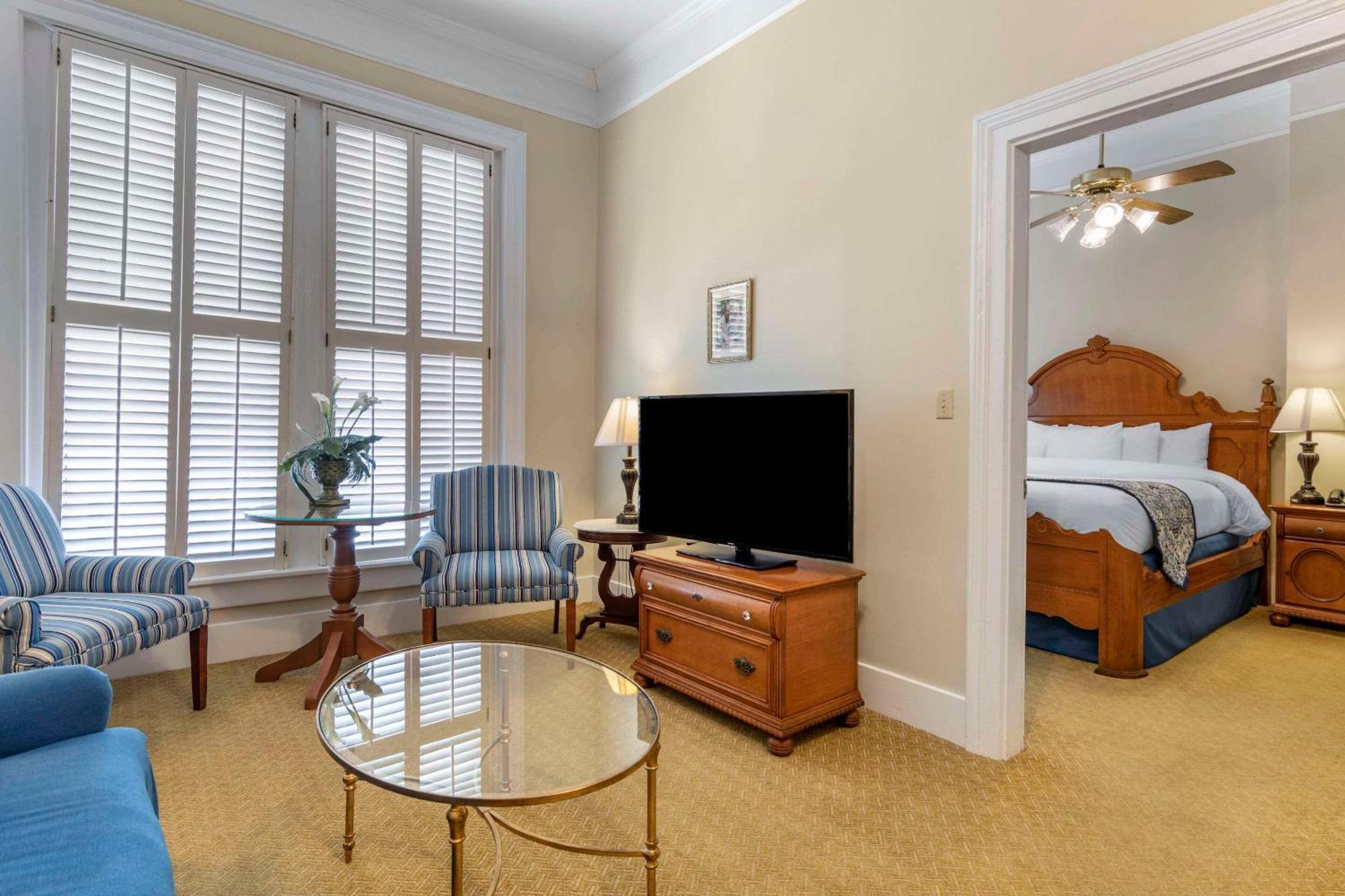 Windsor Hotel, Ascend Hotel Collection Americus Esterno foto